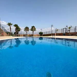 magnificent-apartment-marygolf-with-spectacular-view.es-andalucia.com/